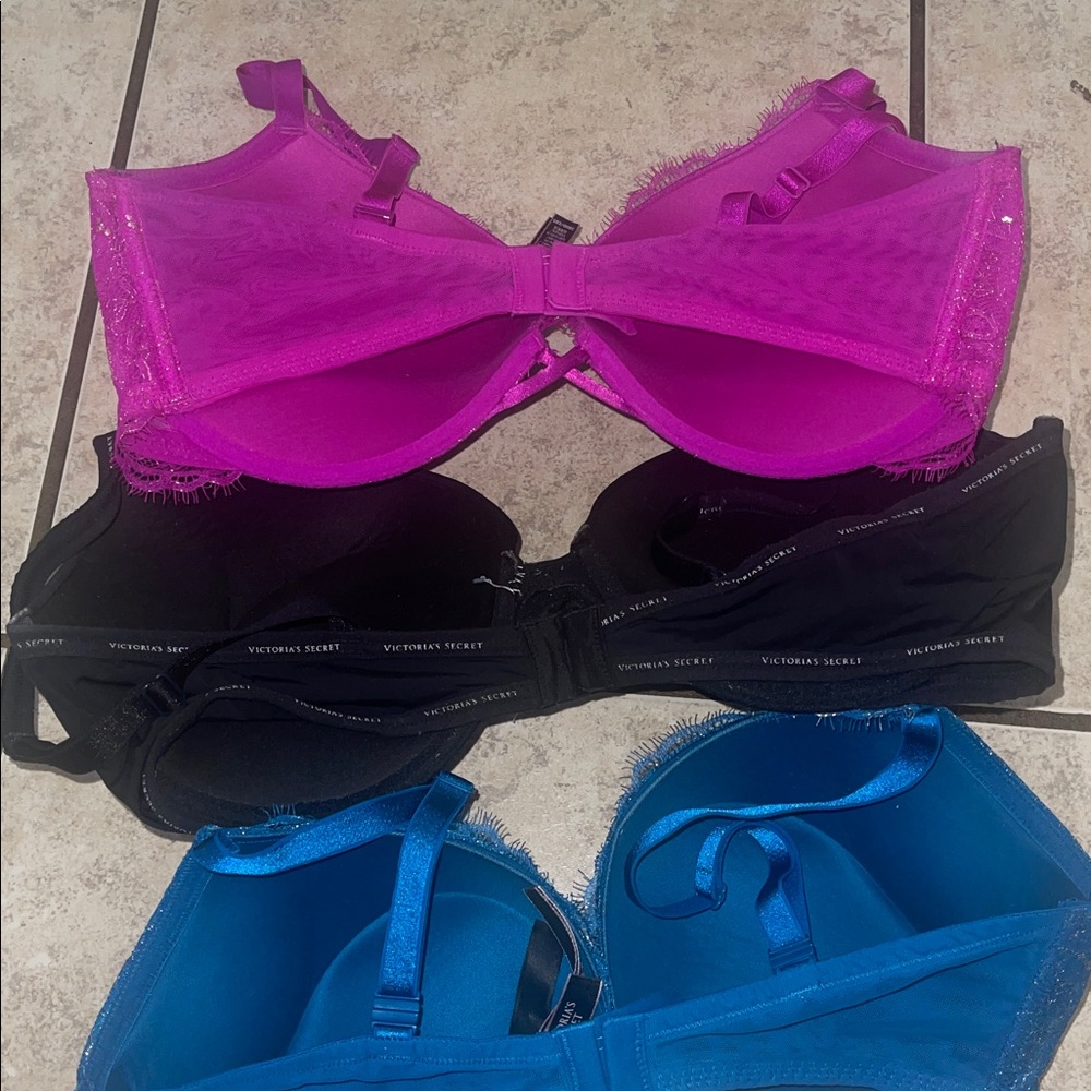 Victoria's Secret Fuchsia Lace Bras 38DD 3 total PREOWNED!! - Picture 12 of 13